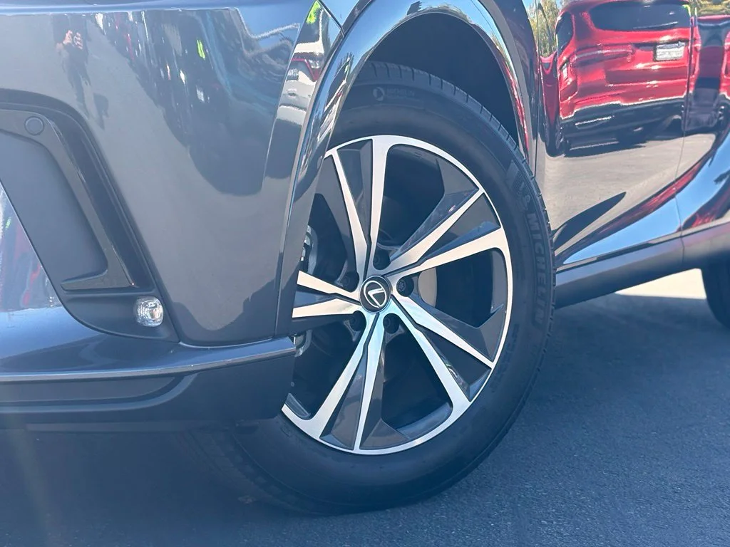 Used 2025 Gray Lexus 350 image 15
