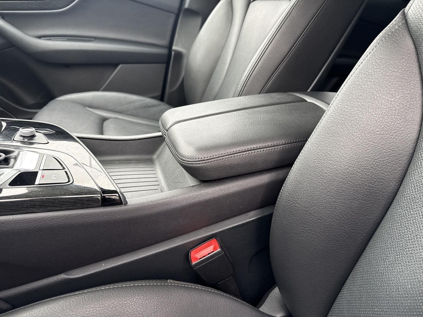 Used 2018 Florett Silver Metallic Audi Prestige image 27
