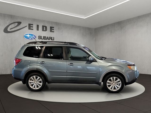 Used 2011 Sage Green Metallic Subaru 2.5X image 13