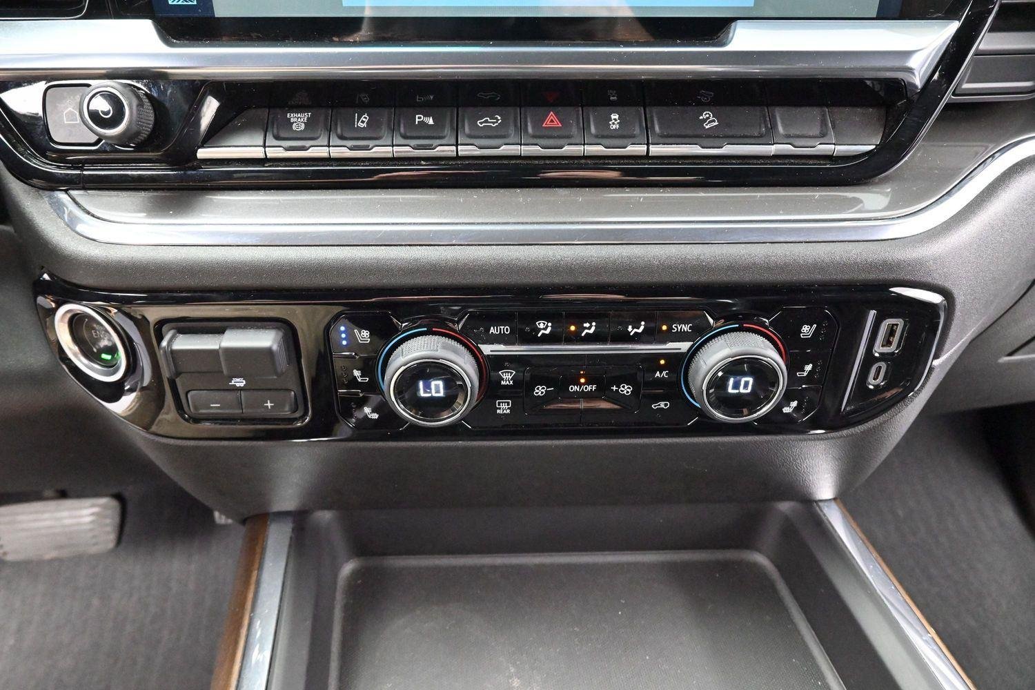 Used 2024 Black Chevrolet High Country image 25