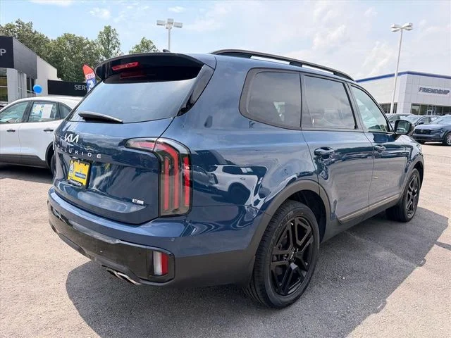 Used 2024 Black Kia EX X-Line image 13
