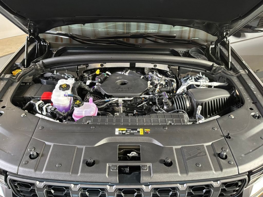 New 2026 Baltic Gray Metallic Clearcoat Jeep Altitude image 35