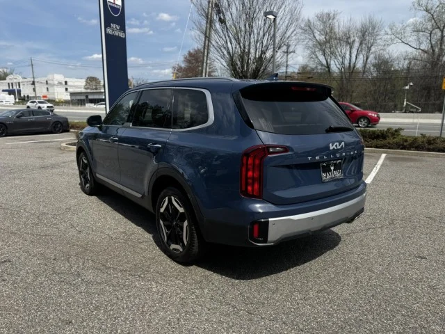 2023 Kia Telluride S - Photo 9