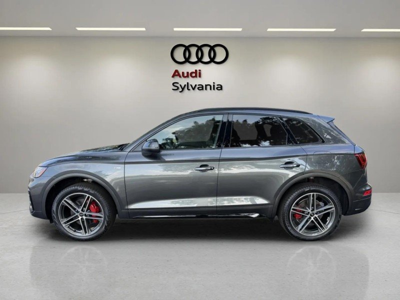 Certified Used 2025 Daytona Gray Pearl Effect Audi S line Premium Plus image 4