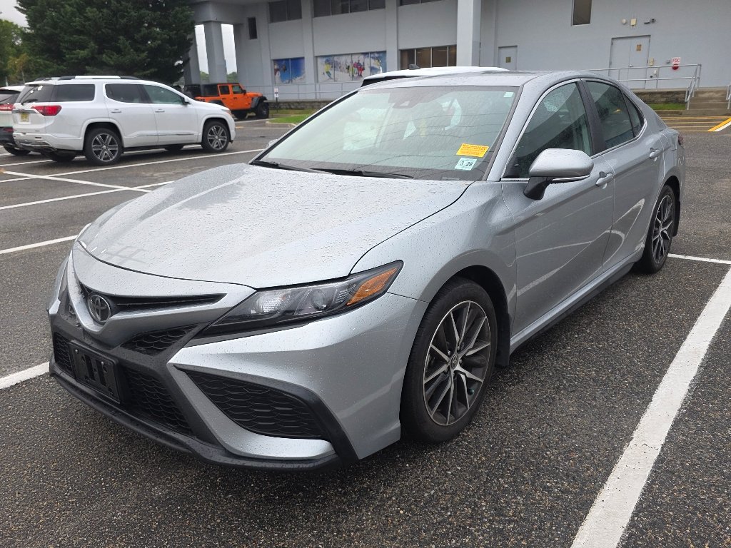 Certified Used 2024 Silver Toyota SE image 2