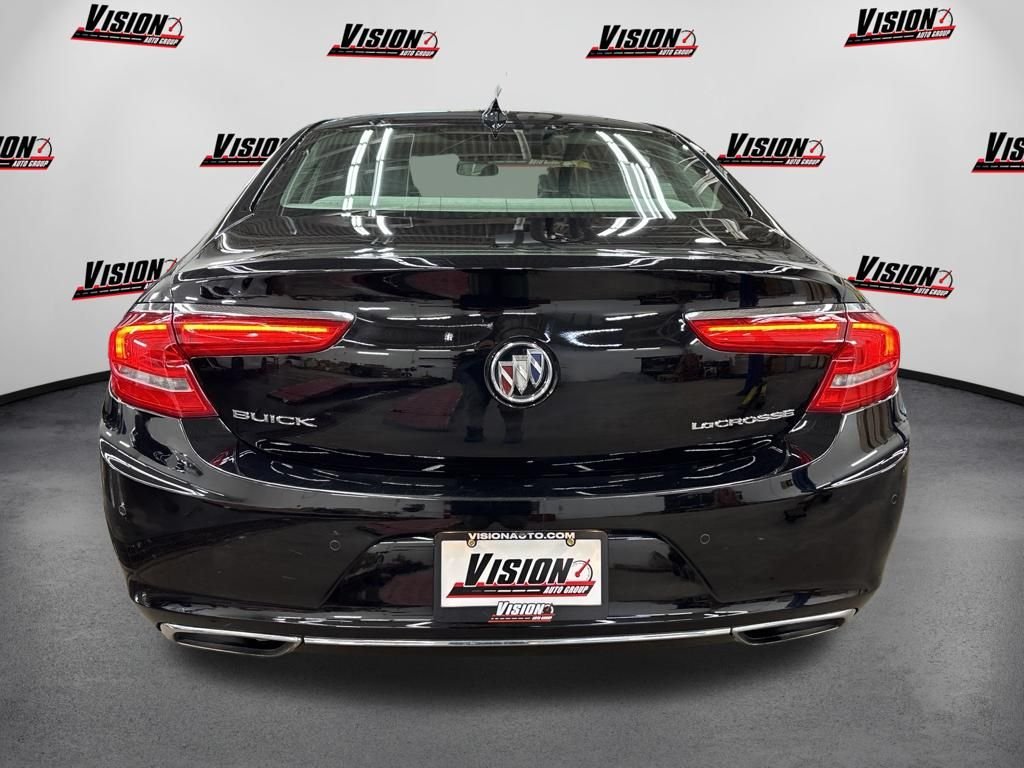Used 2018 Black Buick Essence image 6