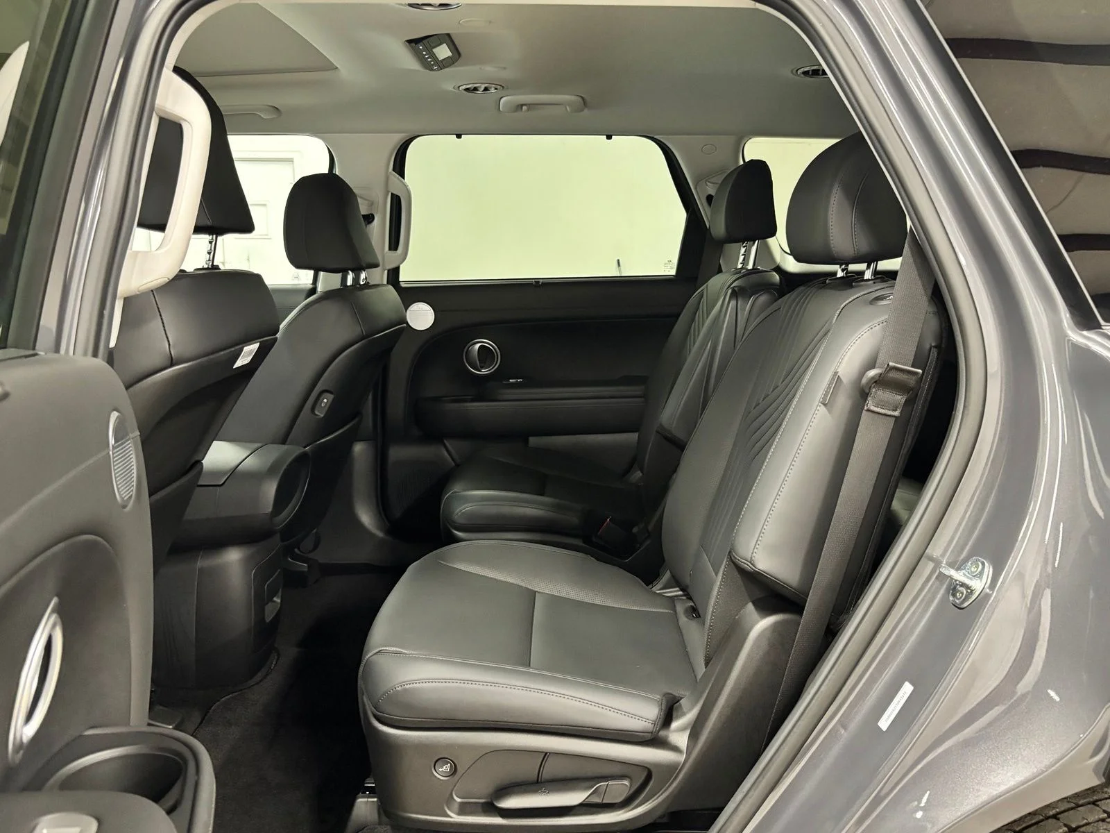 Used 2026 Gray Hyundai SEL Convenience image 19