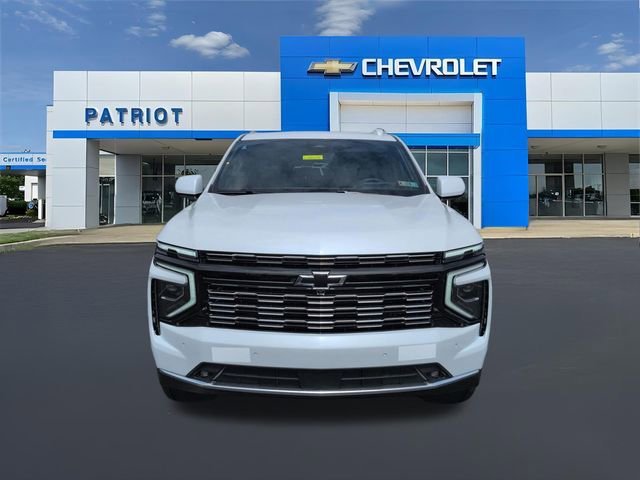 New 2026 Polar White Tricoat Chevrolet High Country image 5