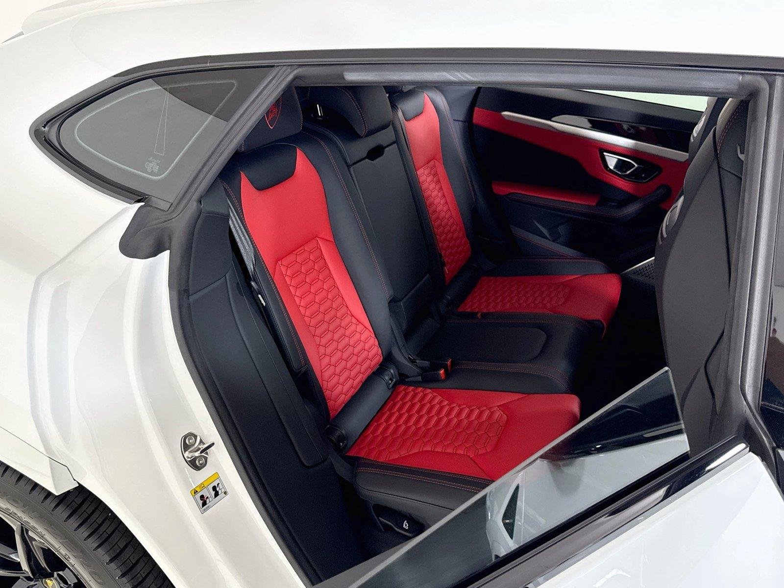 Used 2020 Bianco Icarus Metallic Lamborghini Carbon Bonnett | Custom Exhaust | Only 10K Miles image 28