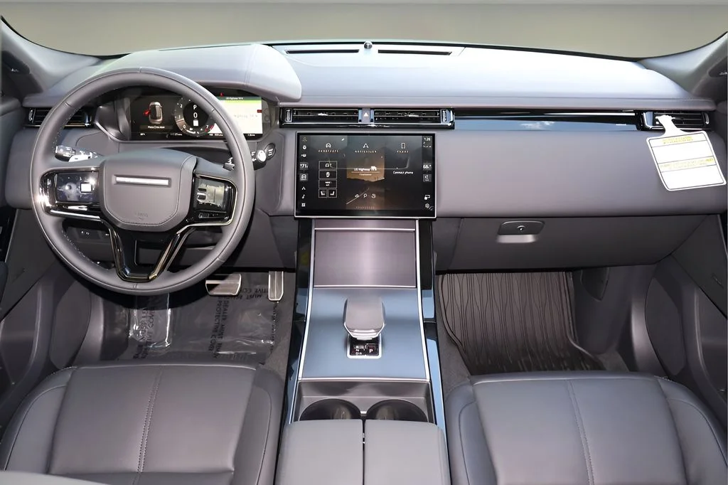New 2026 Fuji White Land Rover Dynamic SE image 15