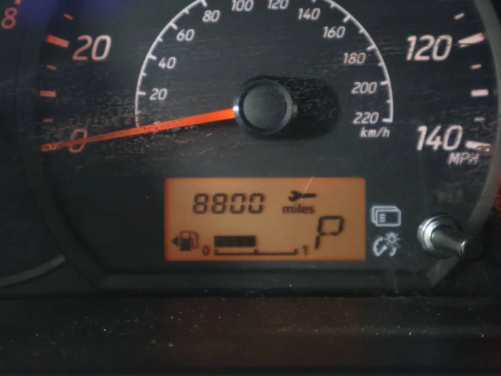 Used 2024 Red Mitsubishi LE image 35