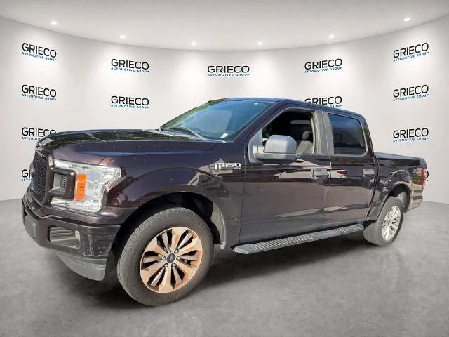 Used 2018 Magma Red Ford XL image 13