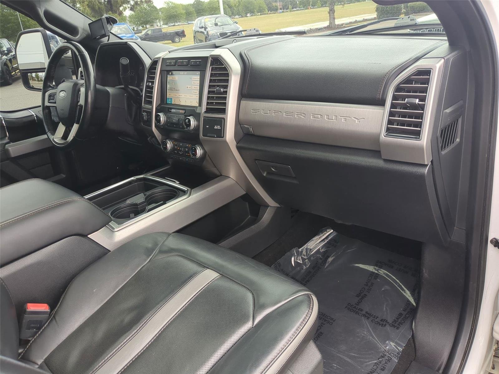 Used 2019 White Platinum Metallic Tri-Coat Ford Platinum image 35