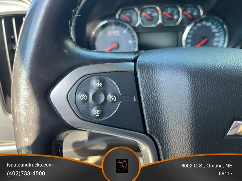 Used 2015 Silver Chevrolet Z71 LT Pickup 4D 5 3/4 ft image 19