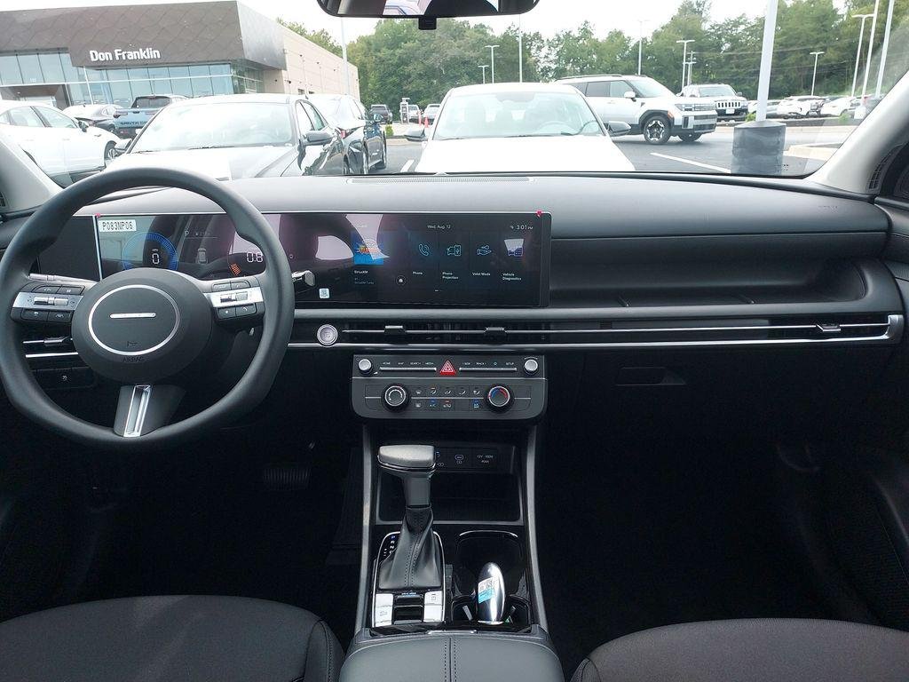 New 2026 White Hyundai SE FWD image 15