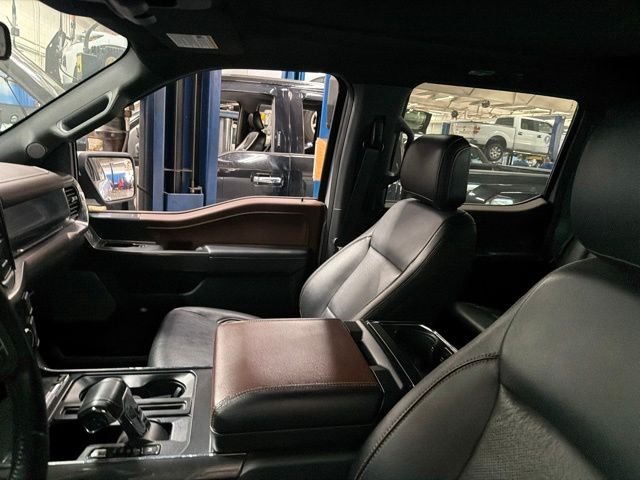 Used 2022 White Ford Lariat image 14