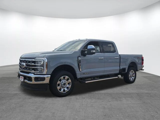New 2026 Glacier Gray Metallic Tri-Coat Ford F-250® Lariat® image 25