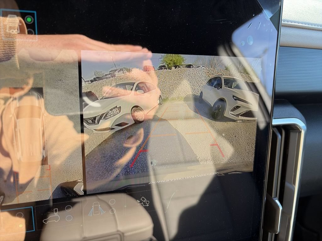 New 2026 Sterling Metallic GMC Elevation image 23