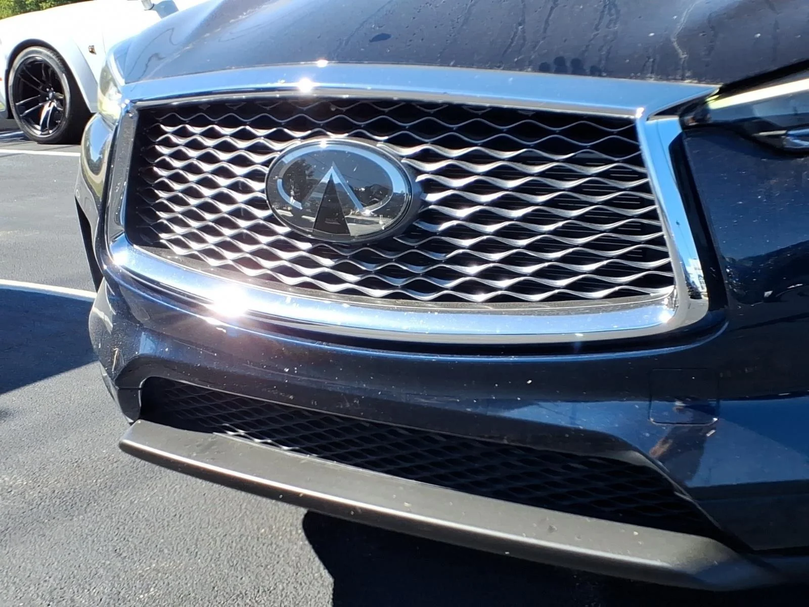 Used 2024 Hermosa Blue INFINITI LUXE image 36