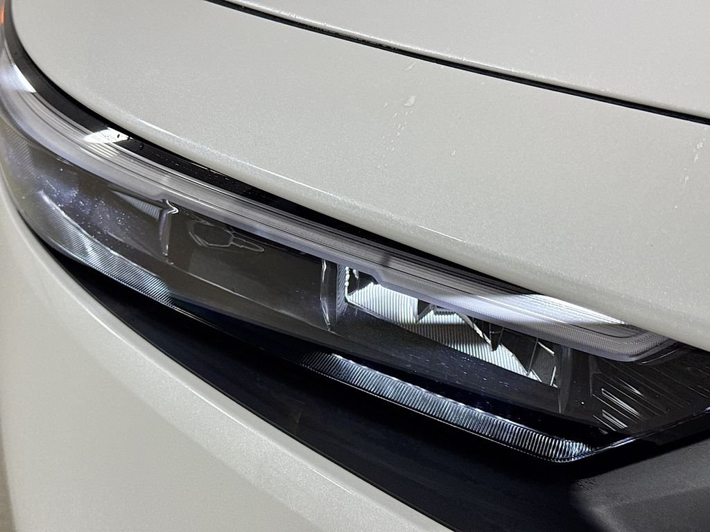 New 2026 Platinum White Pearl Honda LX image 12