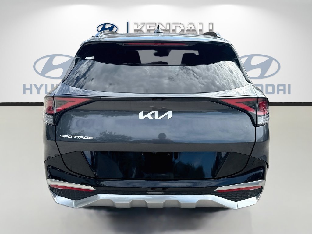 Certified Used 2023 Gravity Gray Kia SX image 5