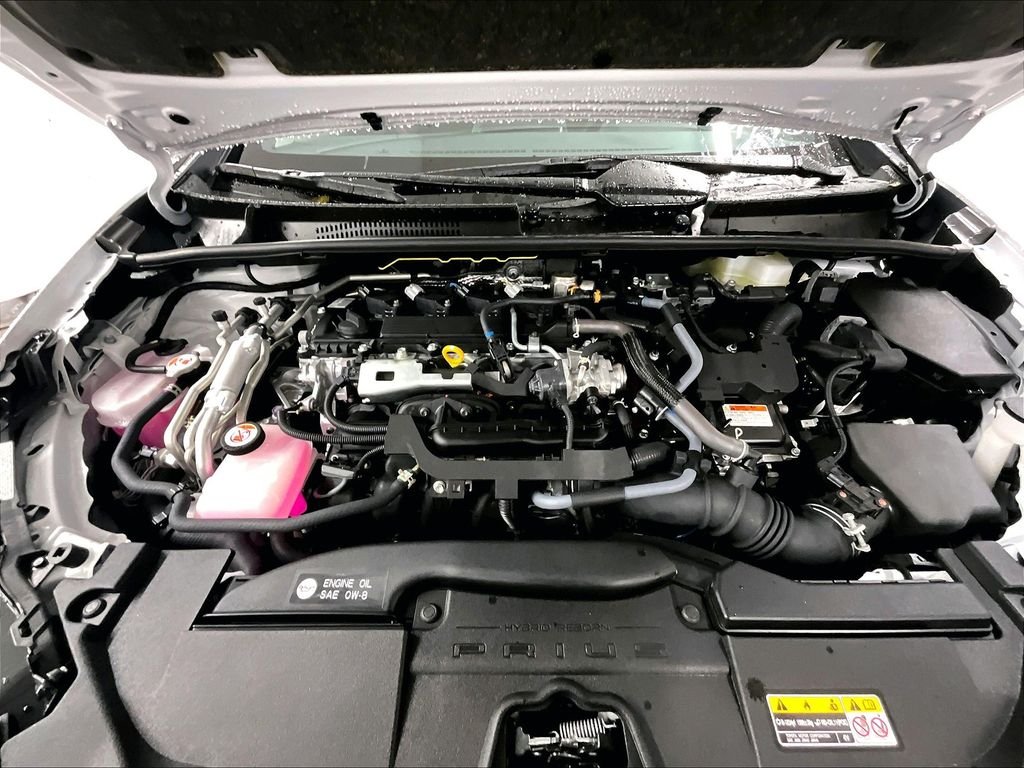 2026 Toyota Prius Plug-in Hybrid XSE - Photo 16