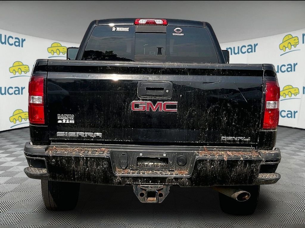 Used 2019 Black GMC Denali image 3