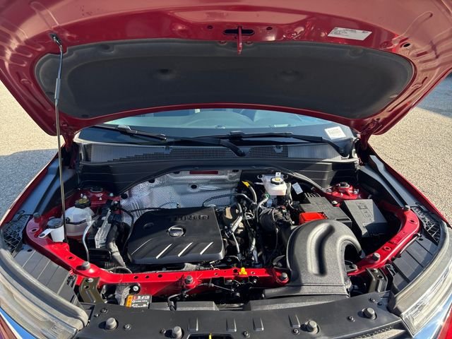 Used 2022 Crimson Chevrolet LT image 24