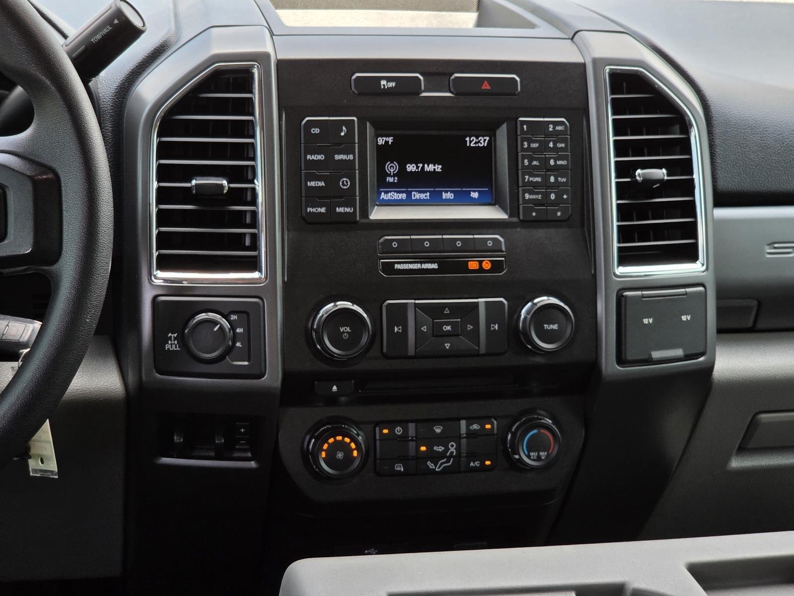 Used 2017 Blue Jeans Ford XLT image 16