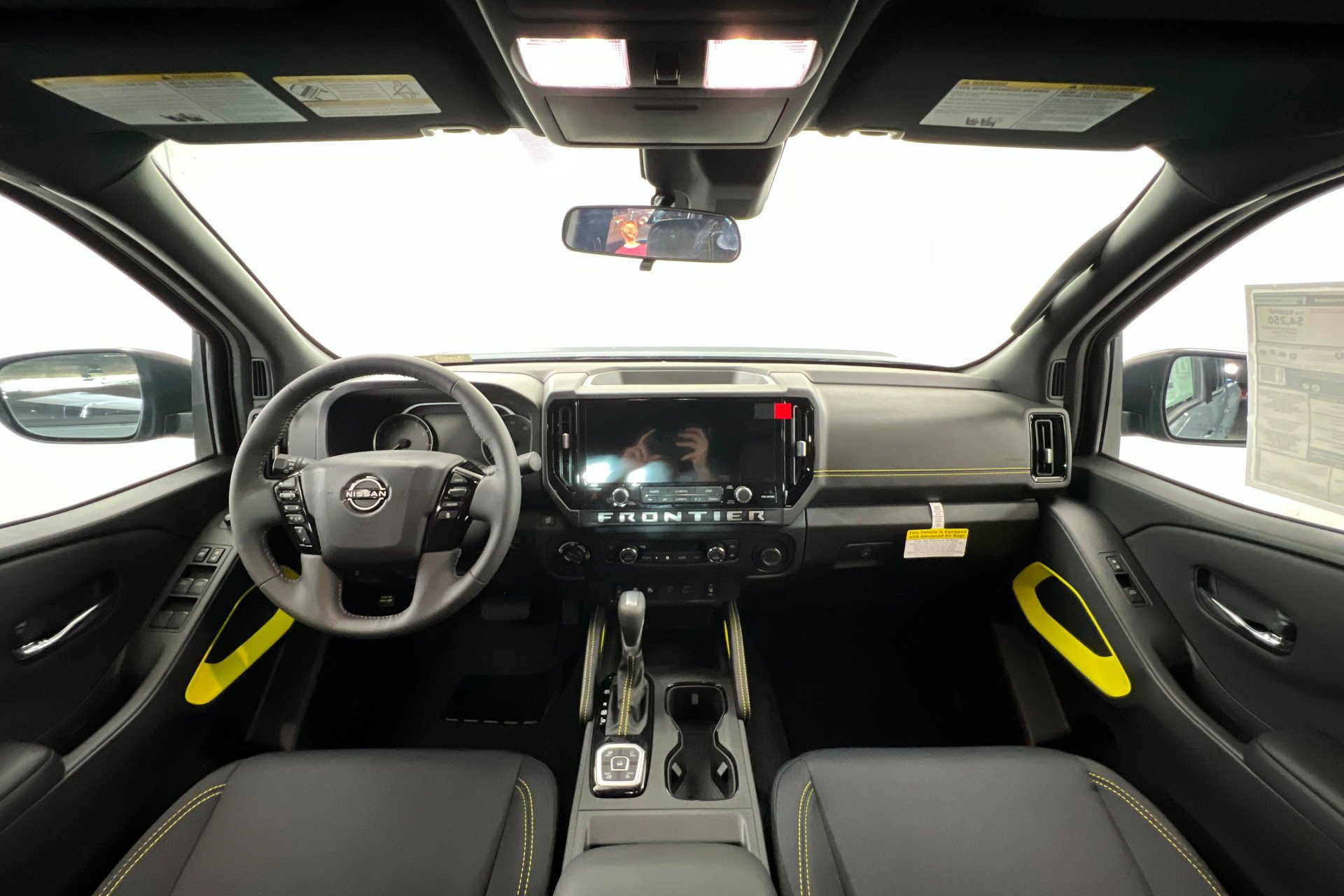 New 2027 Boulder Gray Pearl Nissan Crew Cab SV image 10