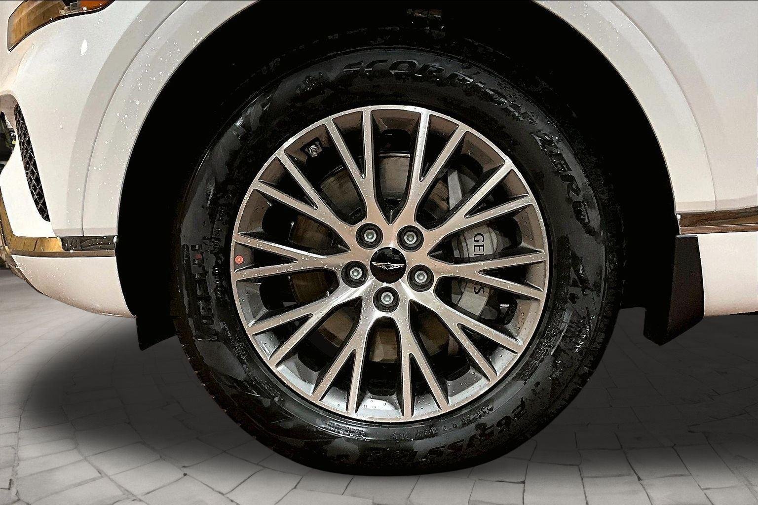 New 2026 Uyuni White Genesis 2.5T image 15
