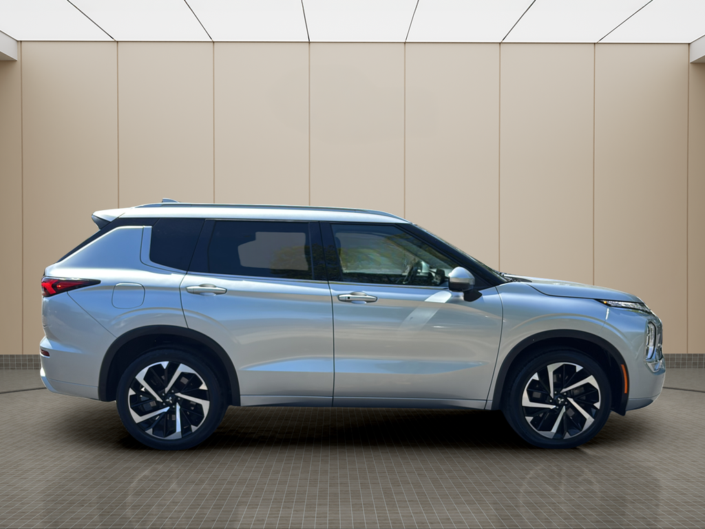 2022 Mitsubishi Outlander SEL Special Edition - Photo 6