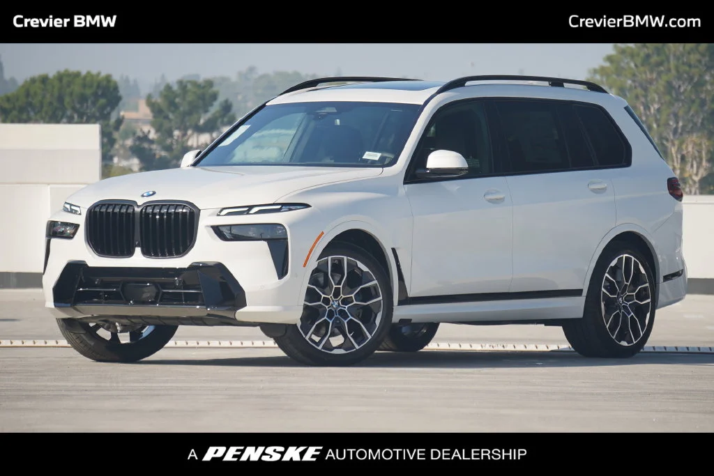 2026 BMW X7 40i