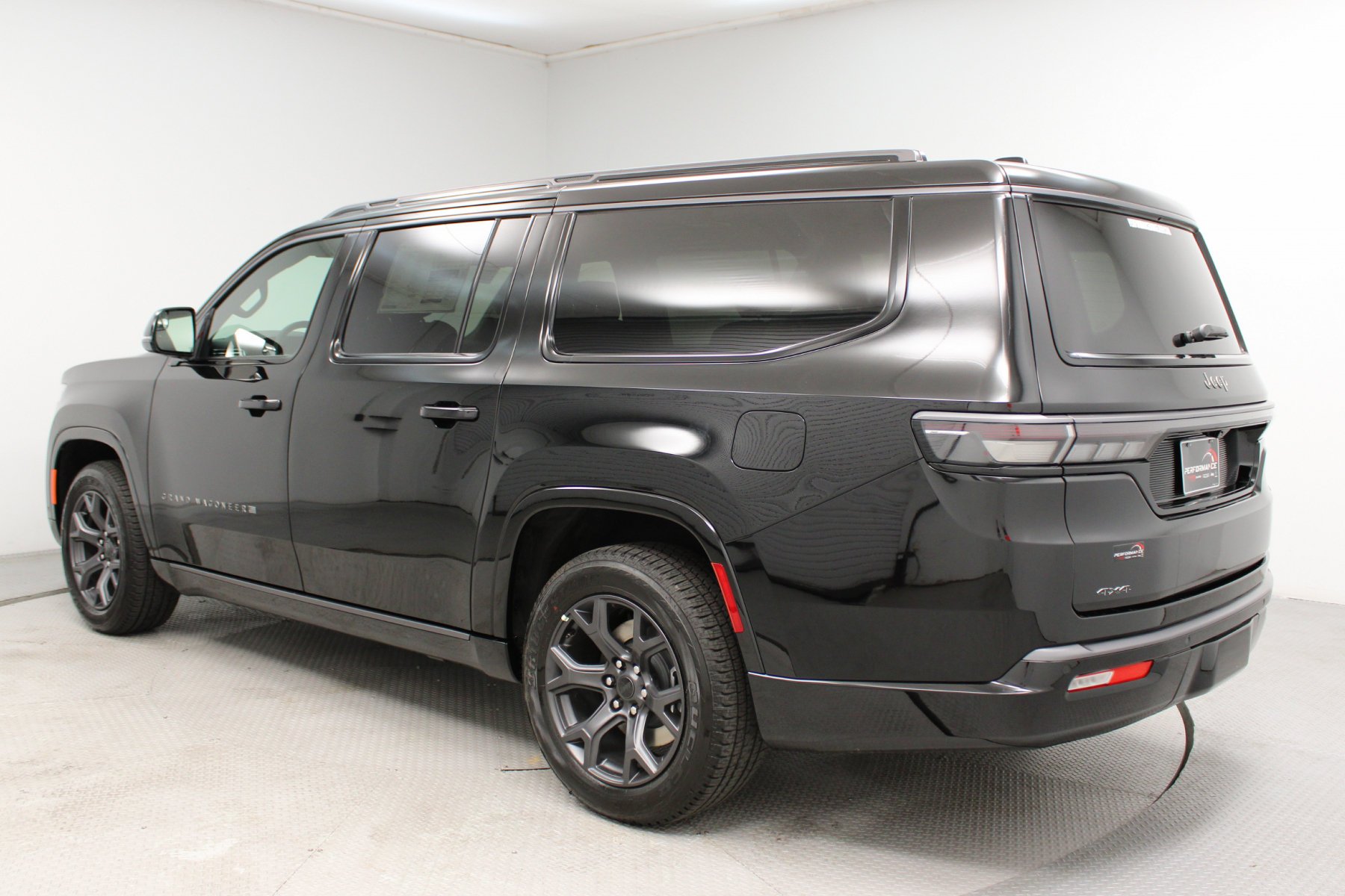 New 2026 High Gloss Black Exterior Paint Jeep Limited Altitude 4x4 image 13