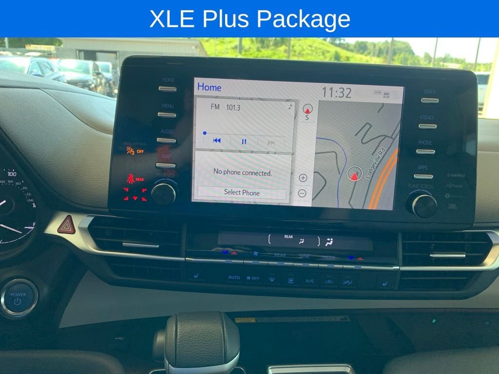2024 Toyota Sienna XLE - Photo 8