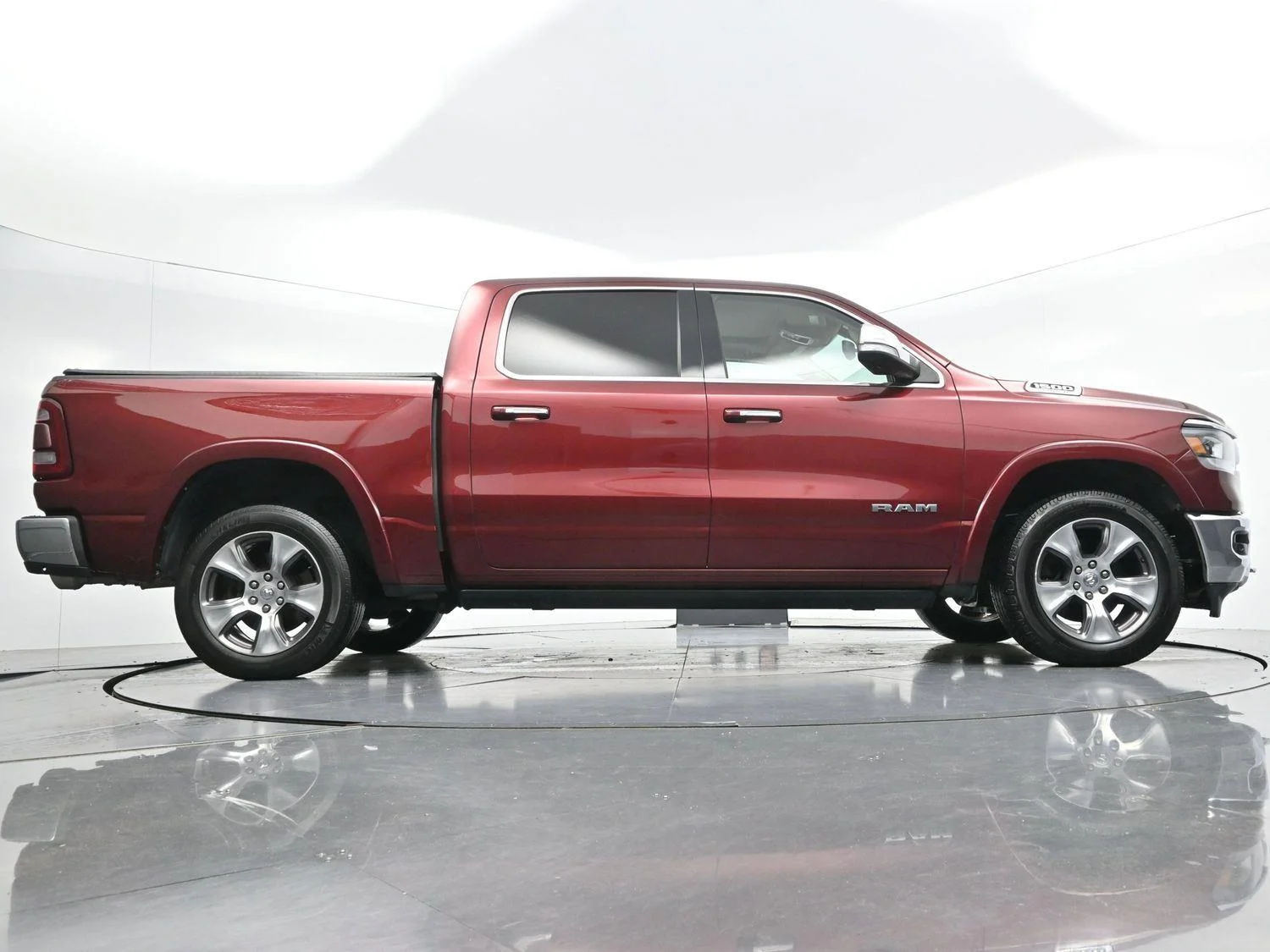Used 2020 Delmonico Red Pearlcoat Ram Laramie image 49