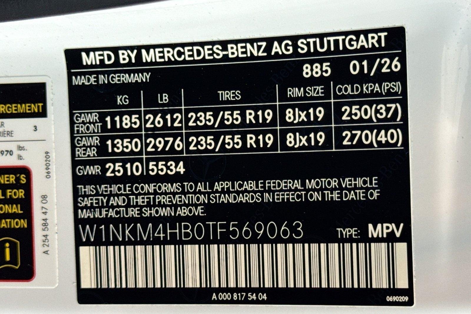 New 2026 Manufaktur Moonlight White Metallic Mercedes-Benz GLC 300 image 30