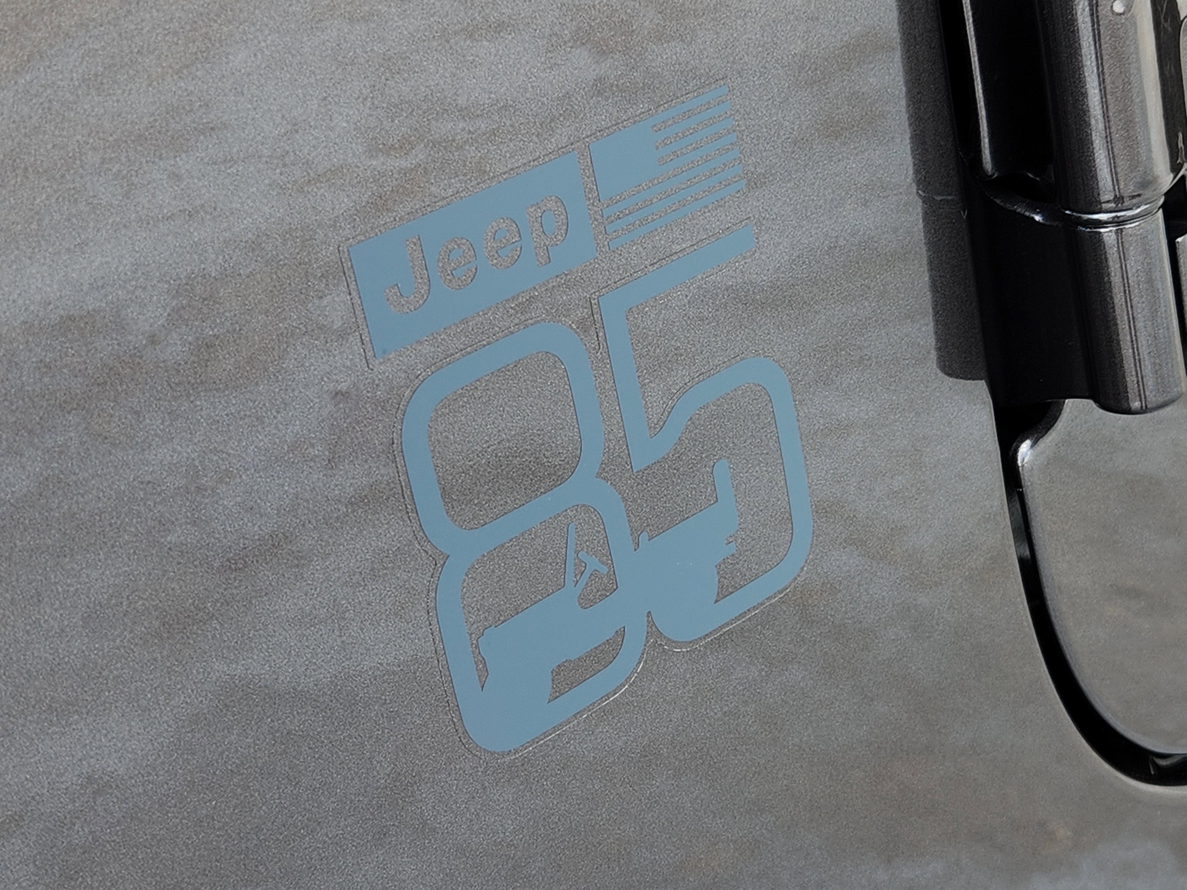 New 2026 Granite Crystal Metallic Clearcoat Jeep 85th Anniversary image 8