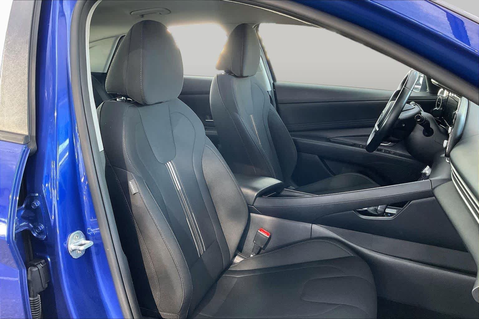 2021 Hyundai Elantra SEL - Photo 9