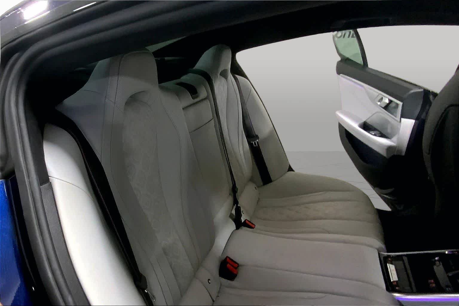 Used 2023 Tanzanite Blue II Metallic BMW Competition image 18
