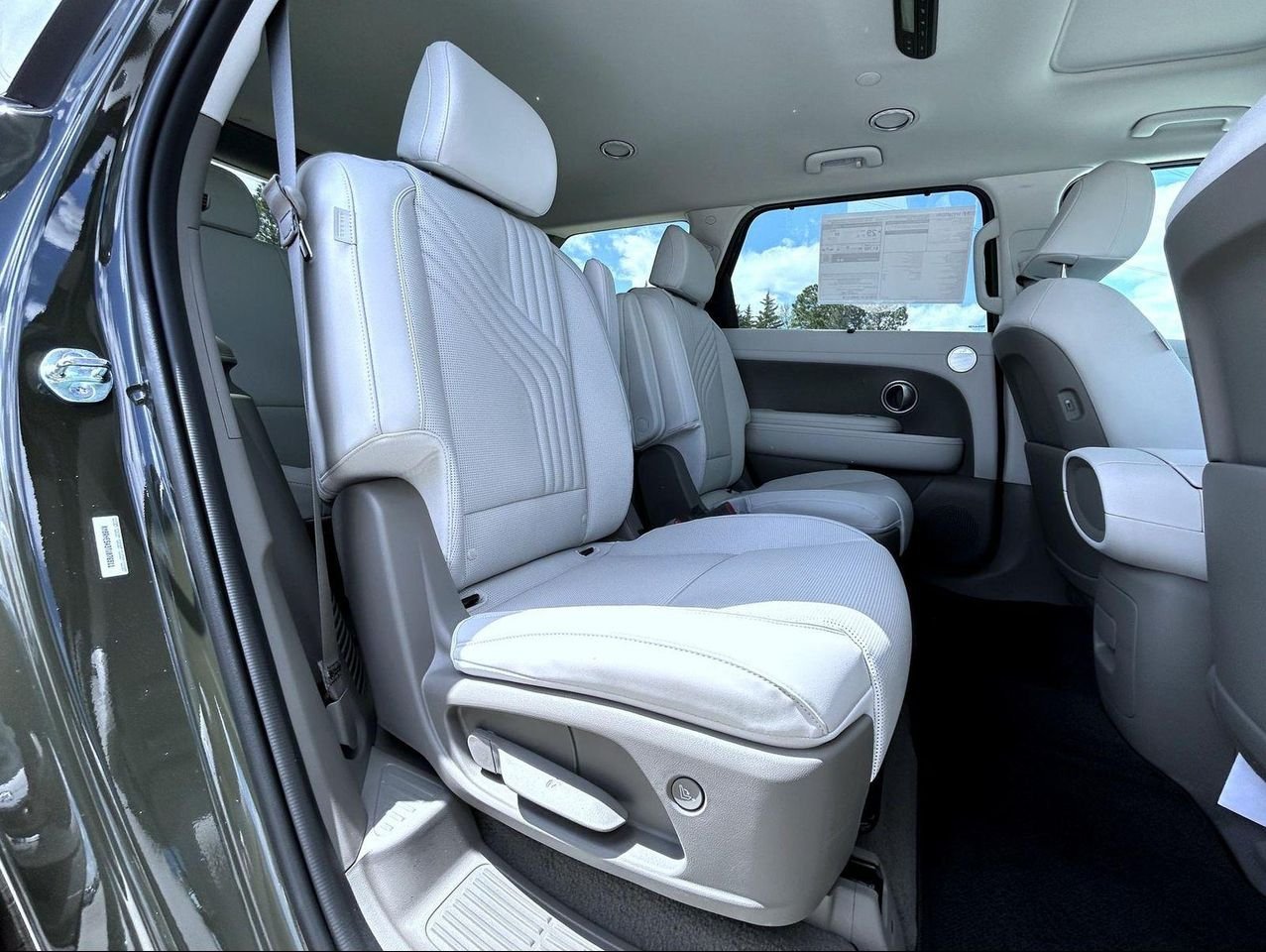 New 2026 Green Hyundai SEL Premium image 18