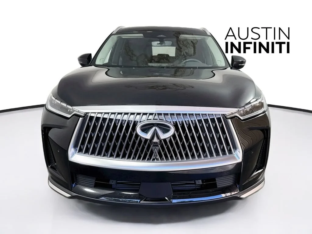 Certified Used 2026 Black INFINITI LUXE image 4