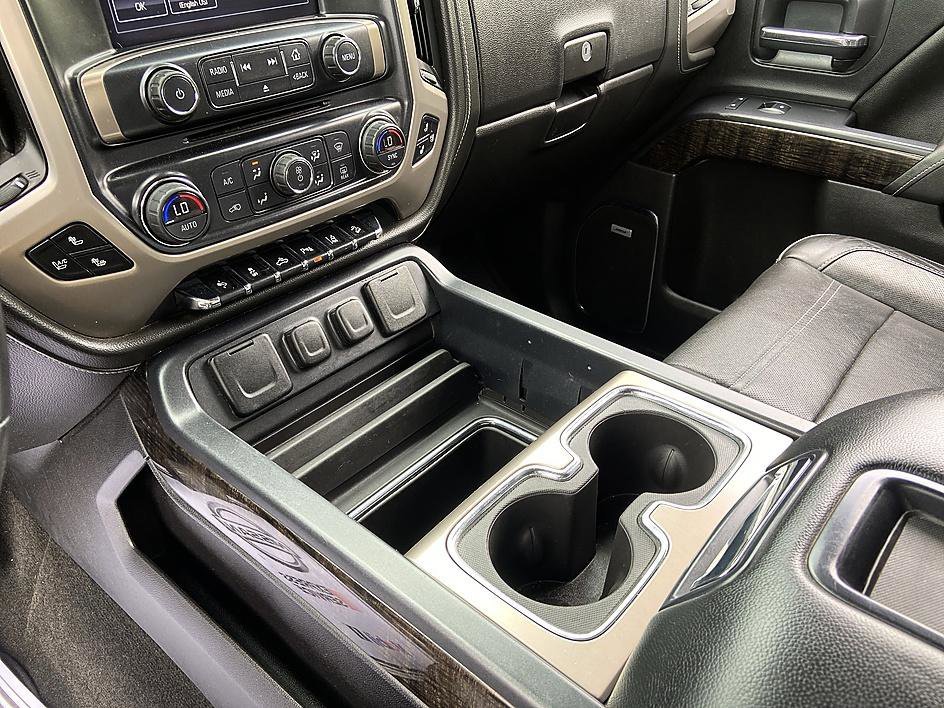 Used 2015 White Diamond Tricoat GMC Denali image 15