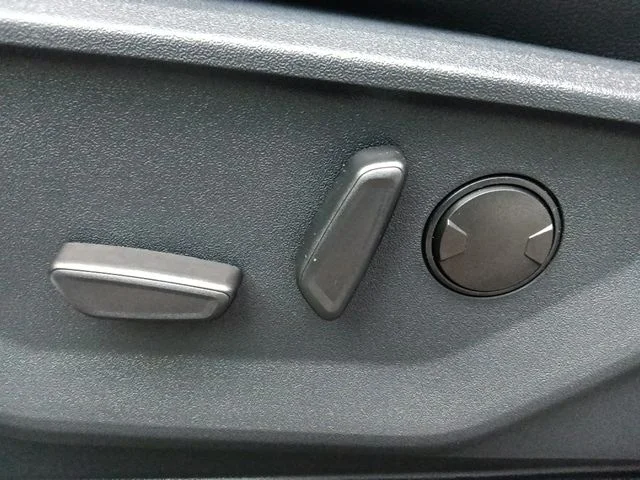 New 2026 Antimatter Blue Metallic Ford Lariat® image 16
