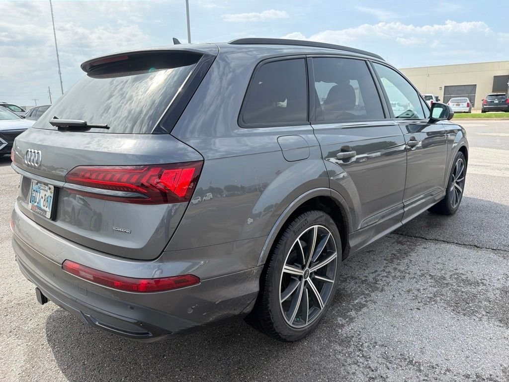 Used 2023 Gray Audi 55 Prestige image 3