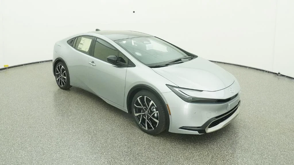 New 2026 Cutting Edge Toyota XSE image 9