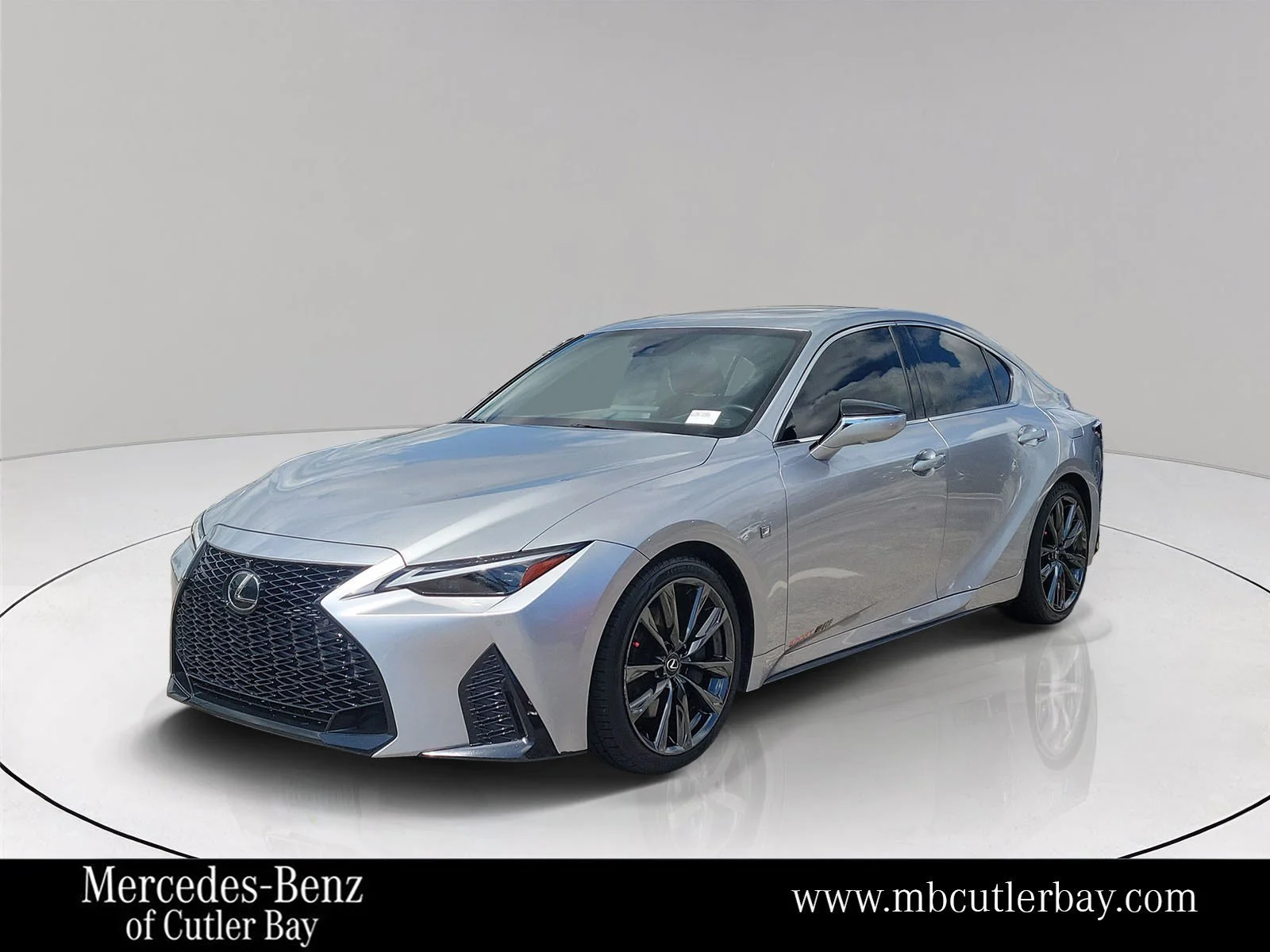 2023 Lexus IS