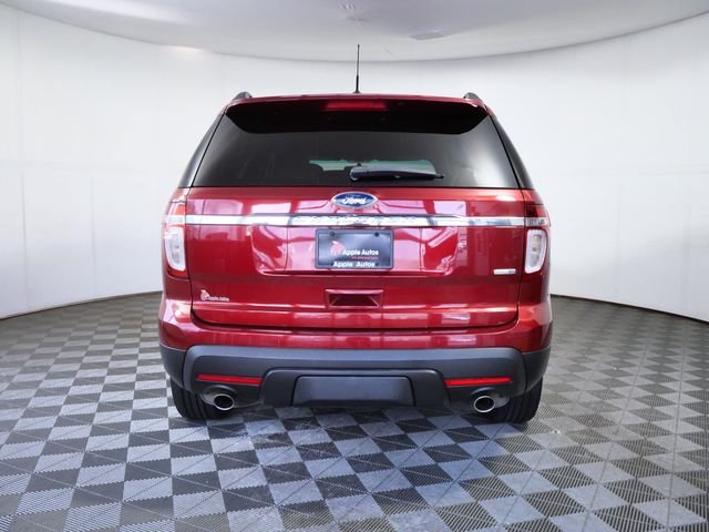 Used 2015 Red Ford Base image 5