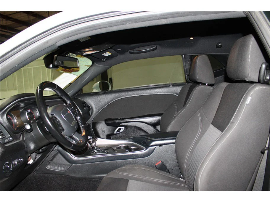Used 2021 White Knuckle Clearcoat Dodge SXT image 10