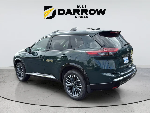 New 2026 Obsidian Green Pearl Nissan Platinum image 3